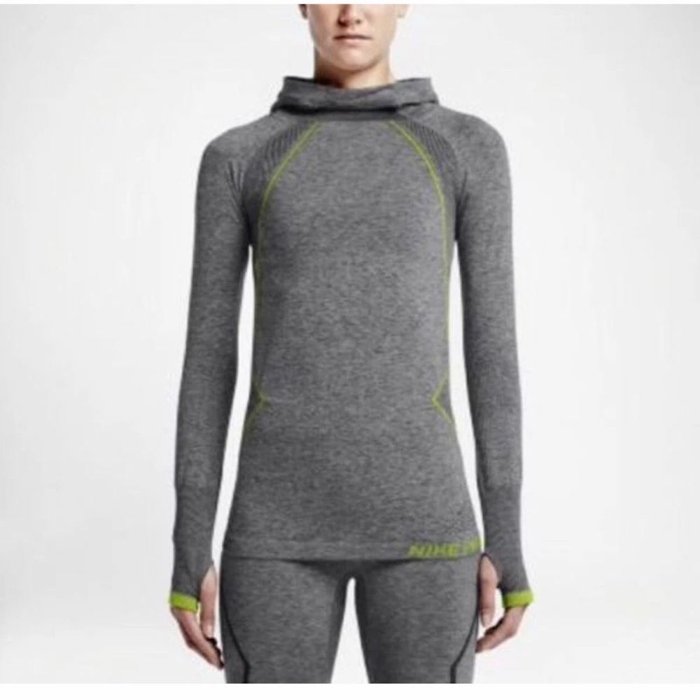 Nike Pro HyperWarm Limitless Knit Training Hoodie Fitted